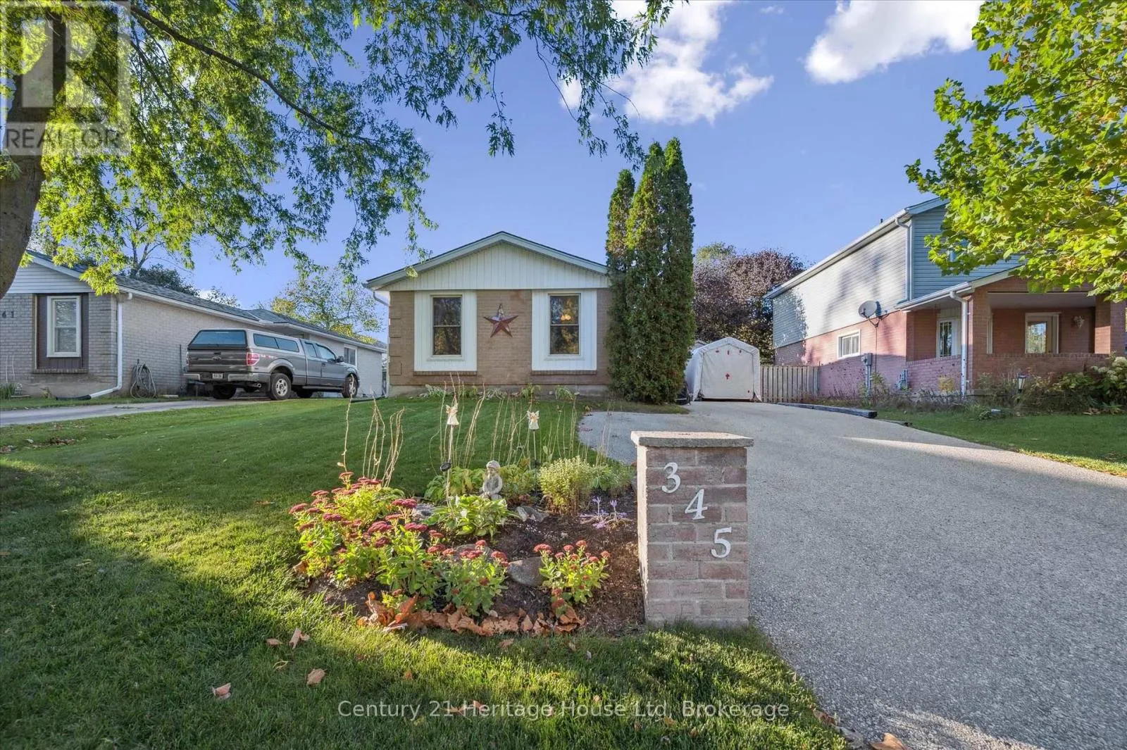 345 STORNOWAY DRIVE