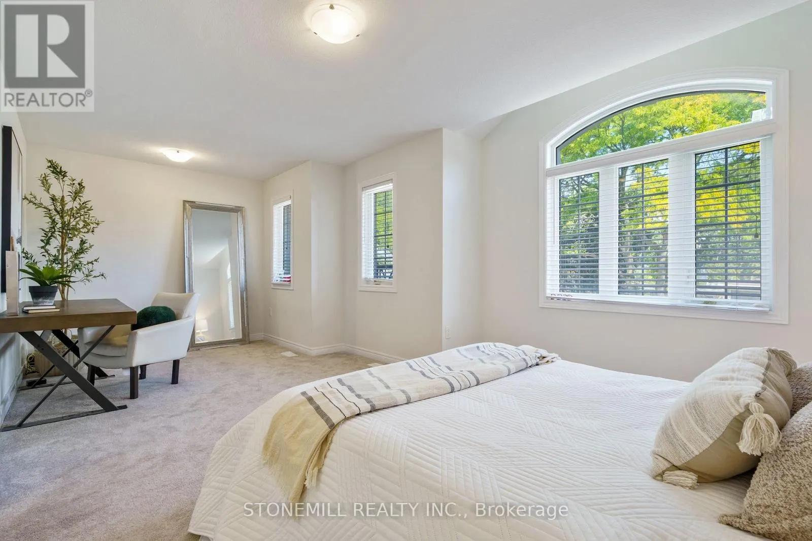 60 BOBOLINK ROAD