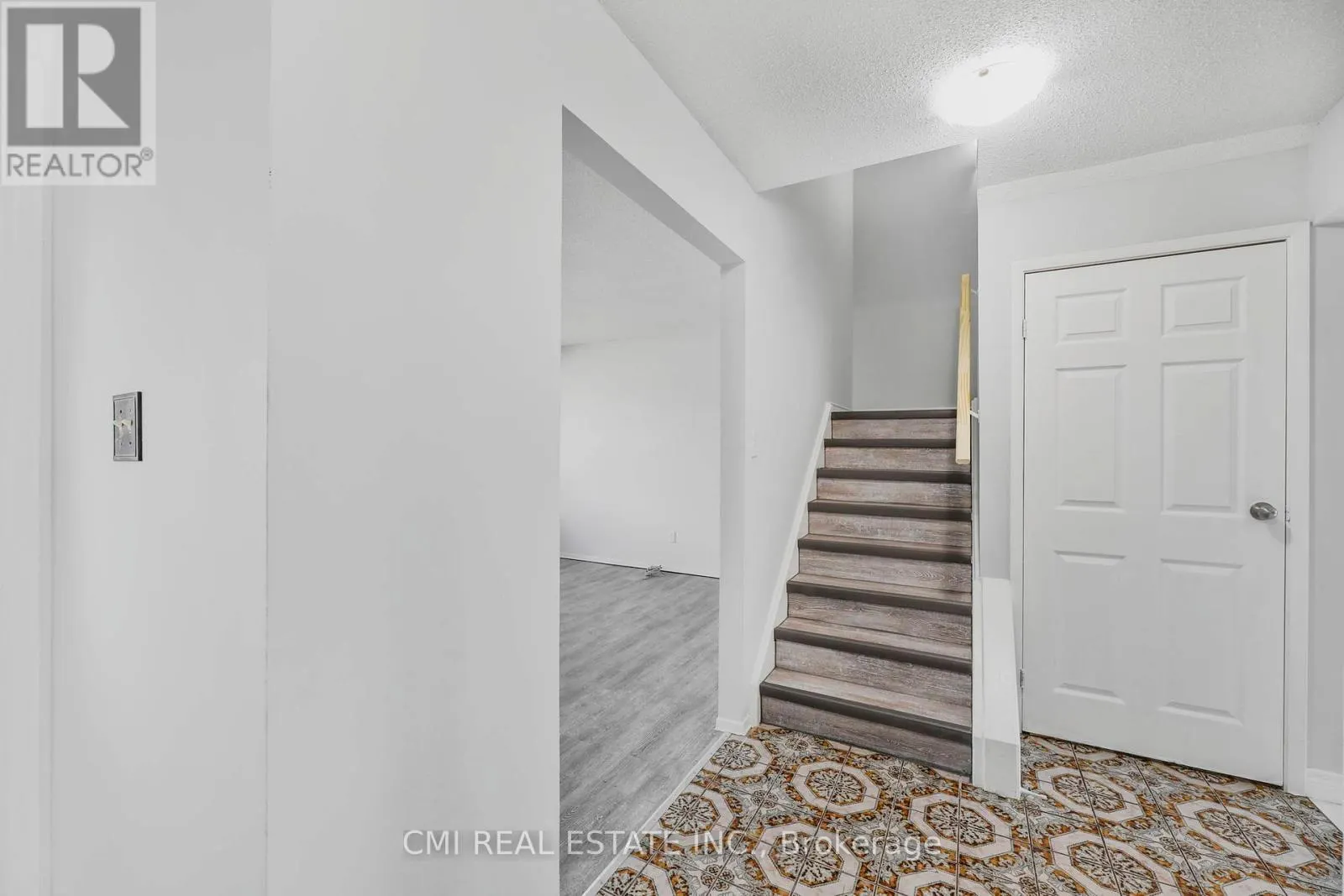17 MAPLESTONE AVENUE