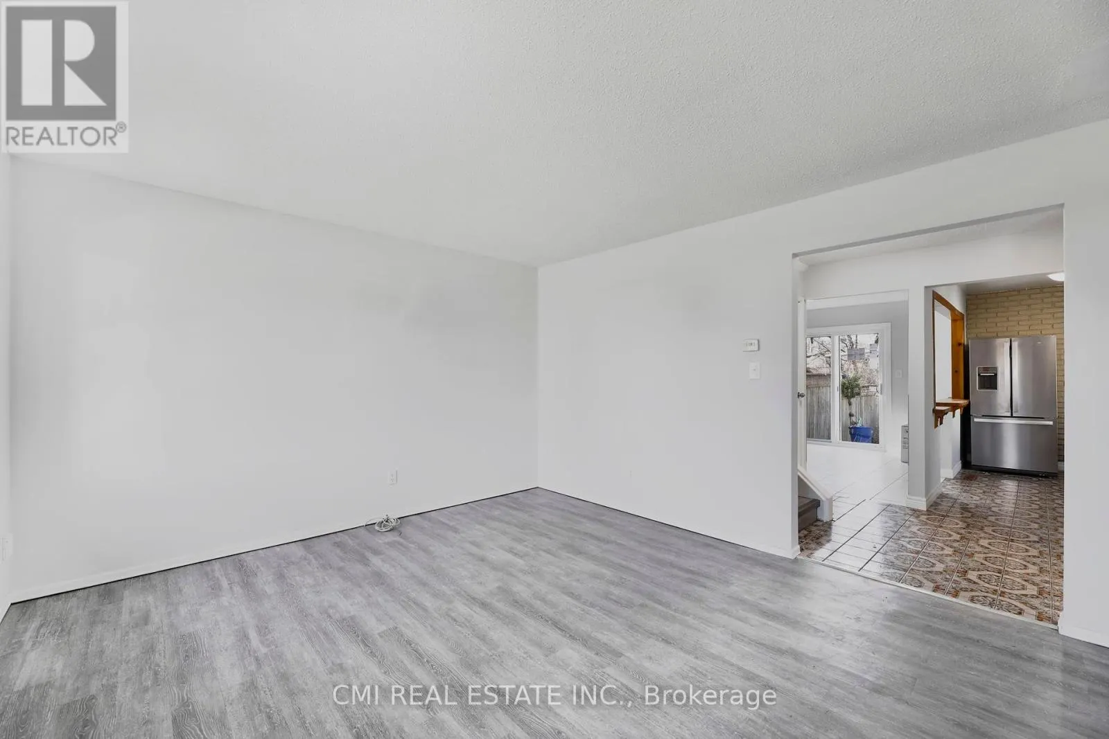 17 MAPLESTONE AVENUE