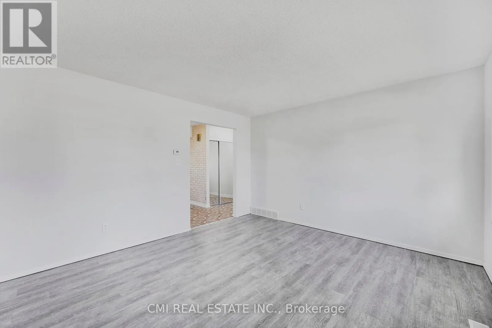17 MAPLESTONE AVENUE