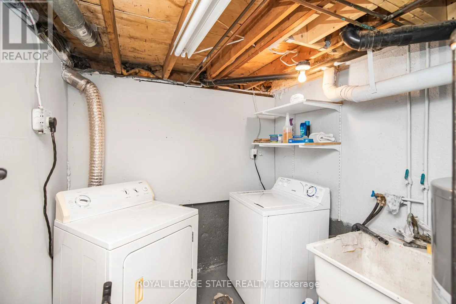 12 - 1301 UPPER GAGE STREET