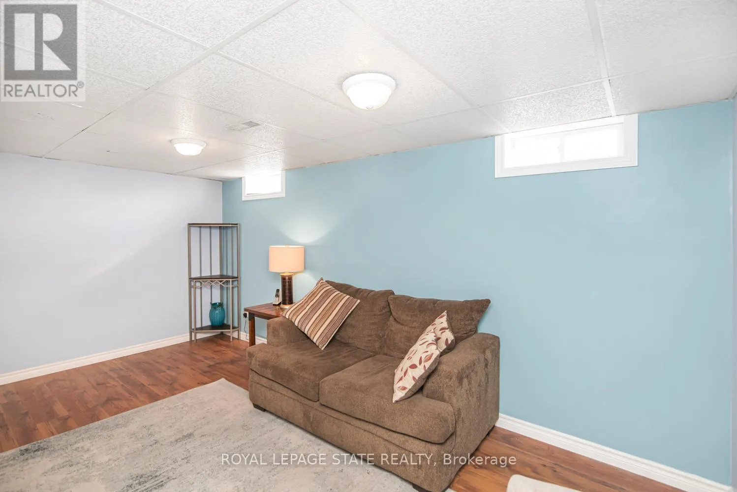 12 - 1301 UPPER GAGE STREET
