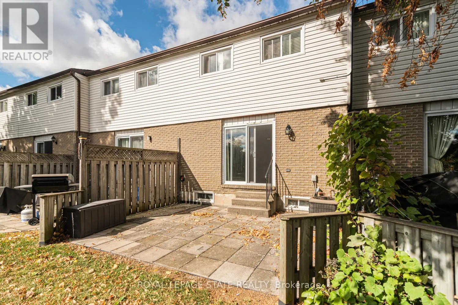 12 - 1301 UPPER GAGE STREET