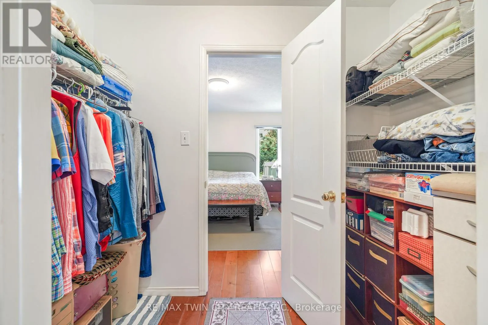 5 ANASTASIA CRESCENT