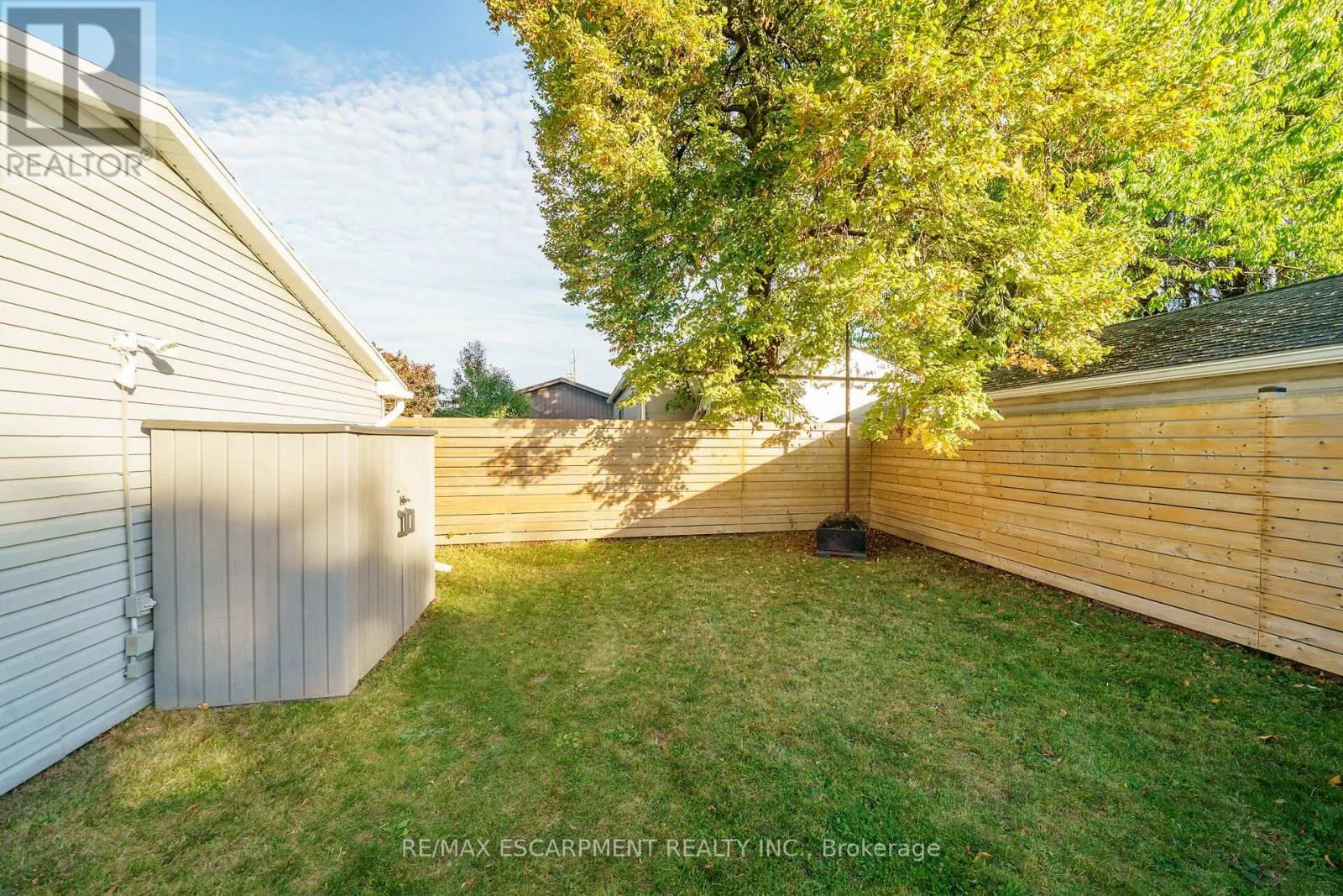 350 POTTRUFF ROAD N