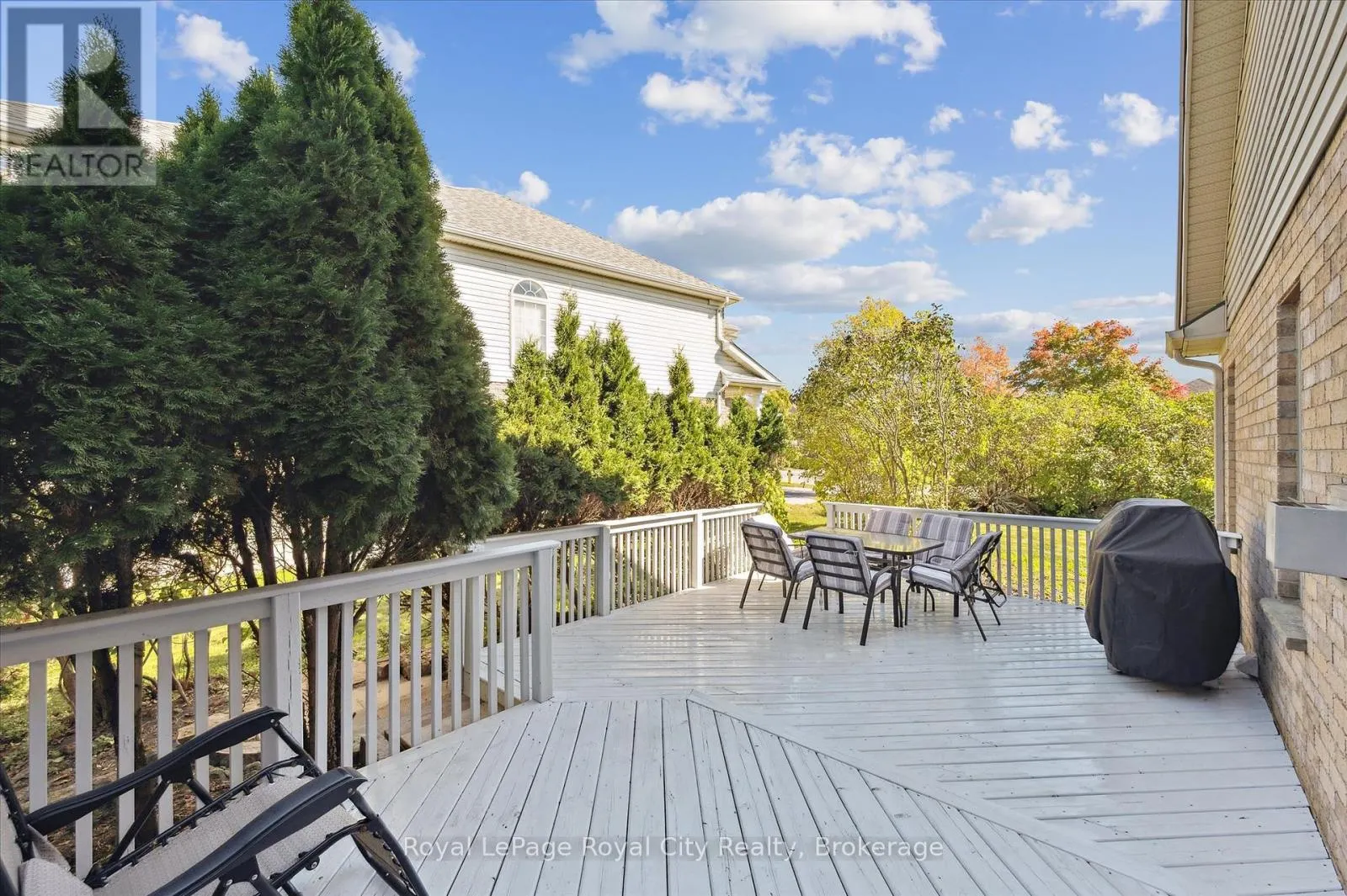 3 PINE RIDGE DRIVE