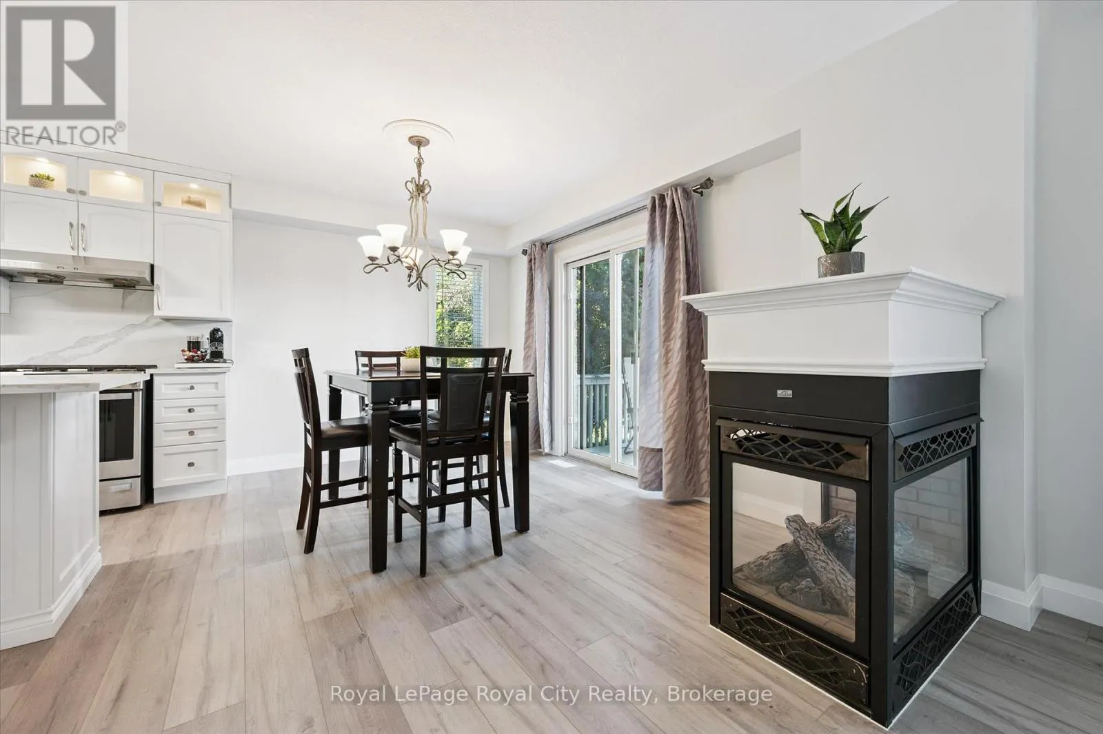 3 PINE RIDGE DRIVE