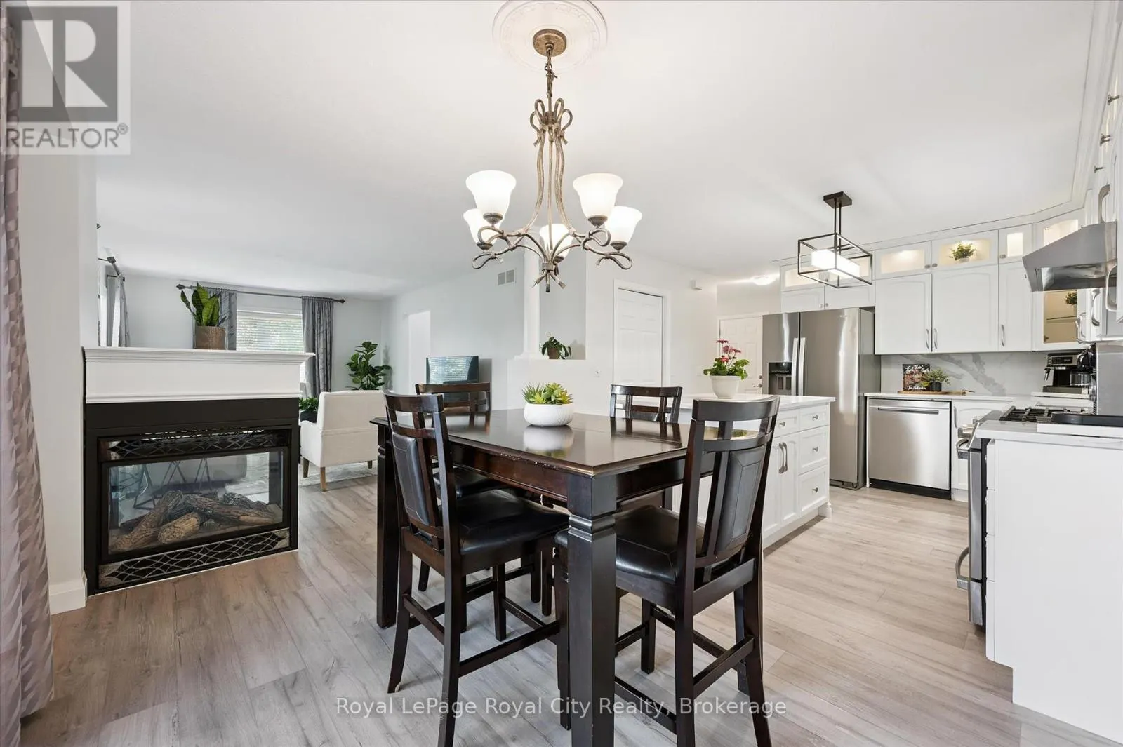 3 PINE RIDGE DRIVE