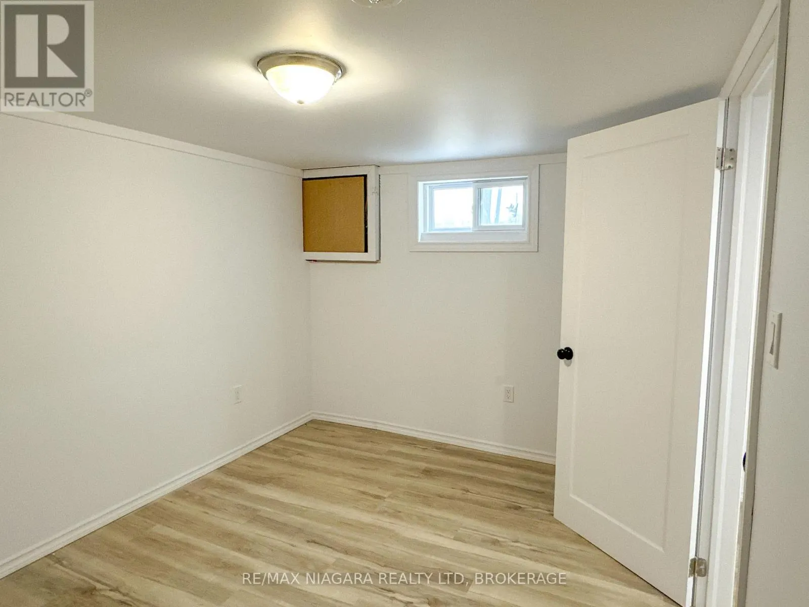 BASEMENT - 233 PELHAM ROAD, #BASEMENT