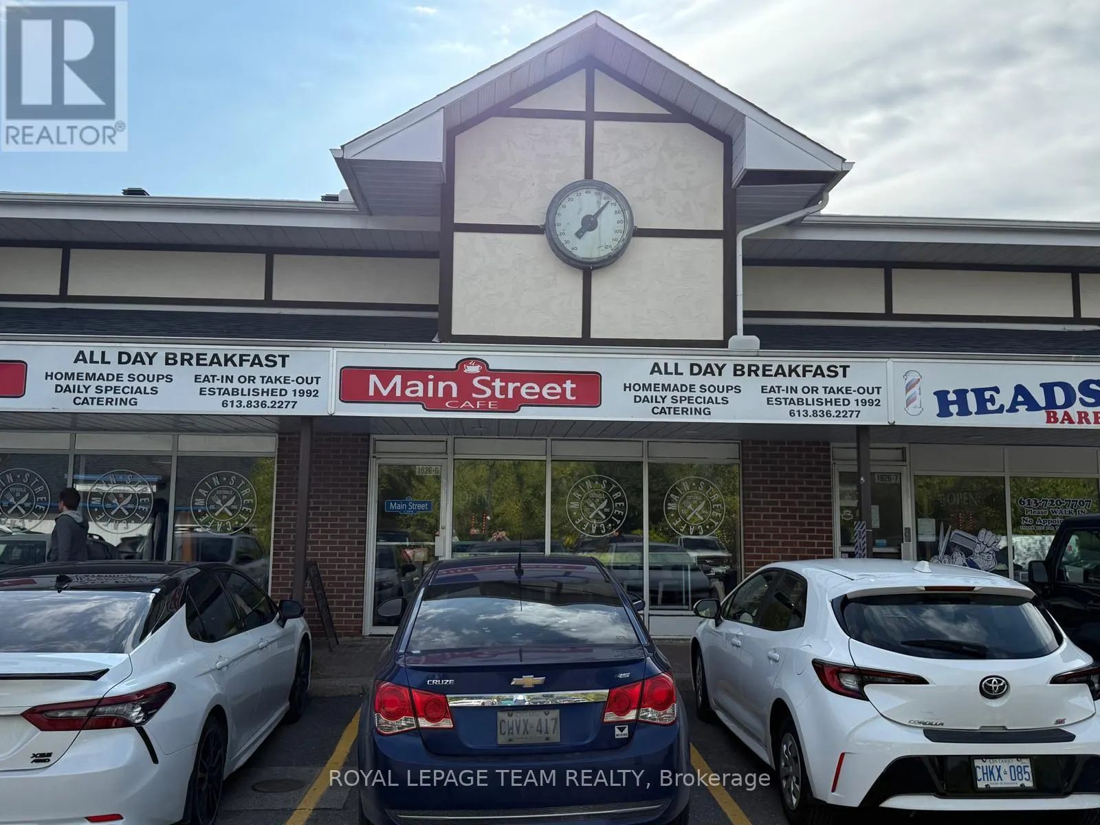 6 - 1626 STITTSVILLE MAIN STREET