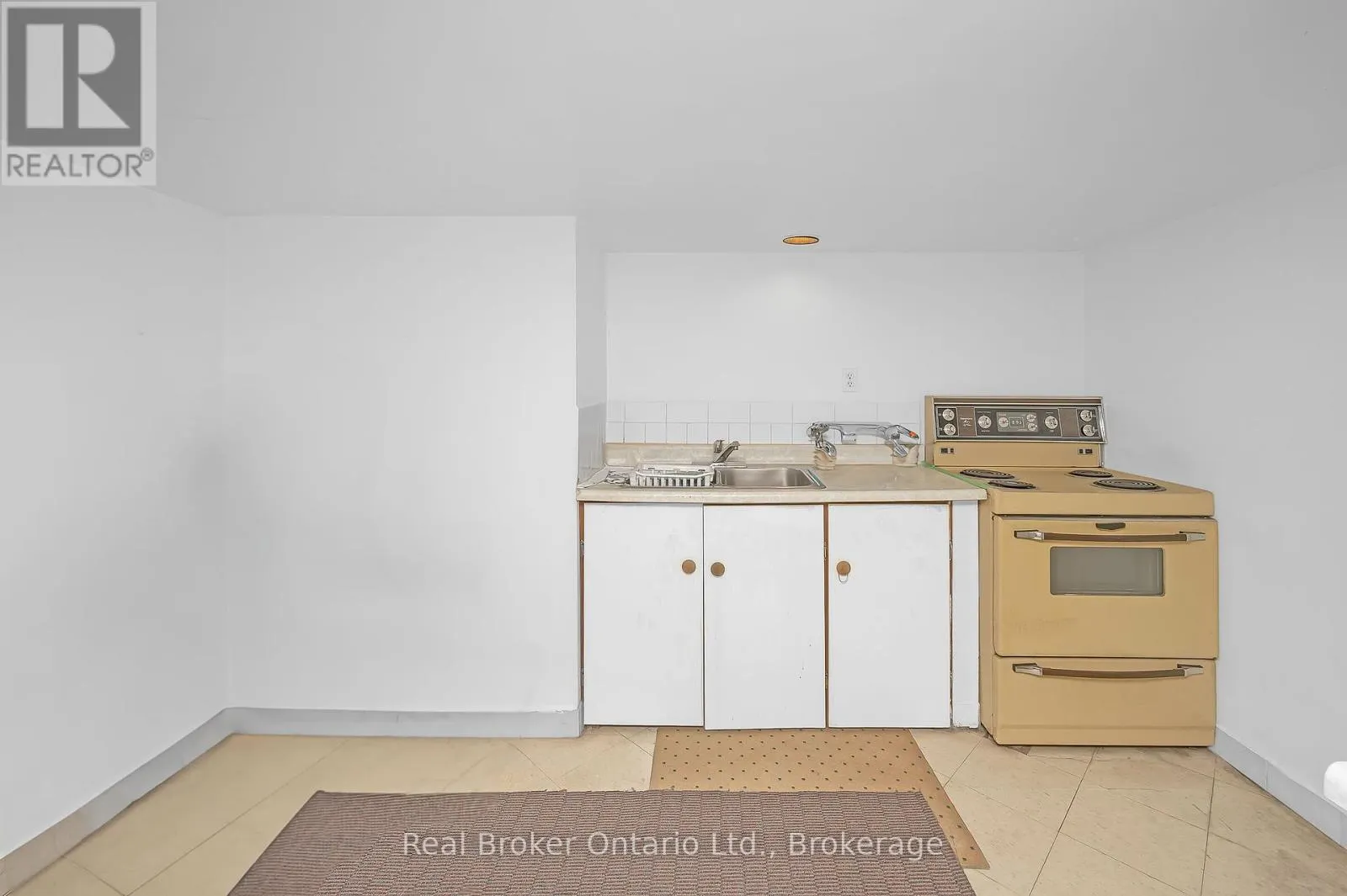 264 GRAYS ROAD