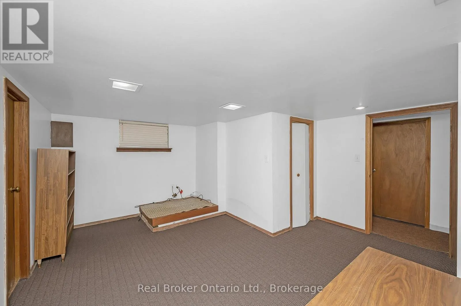 264 GRAYS ROAD