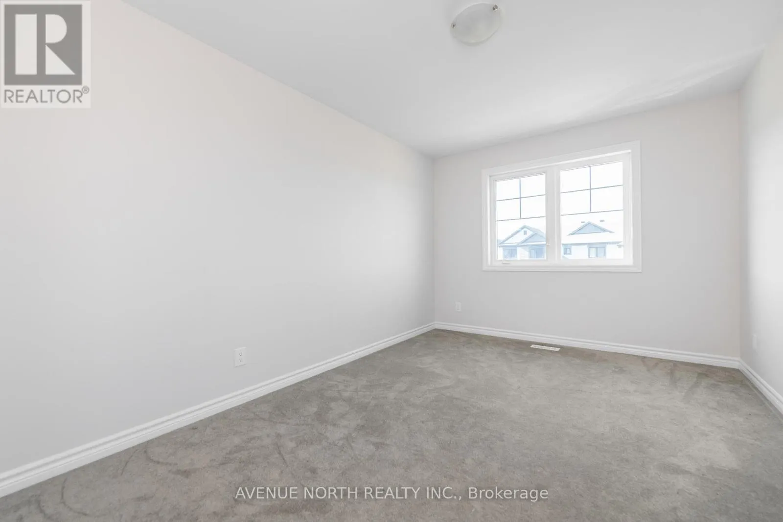 1024 KIJIK CRESCENT