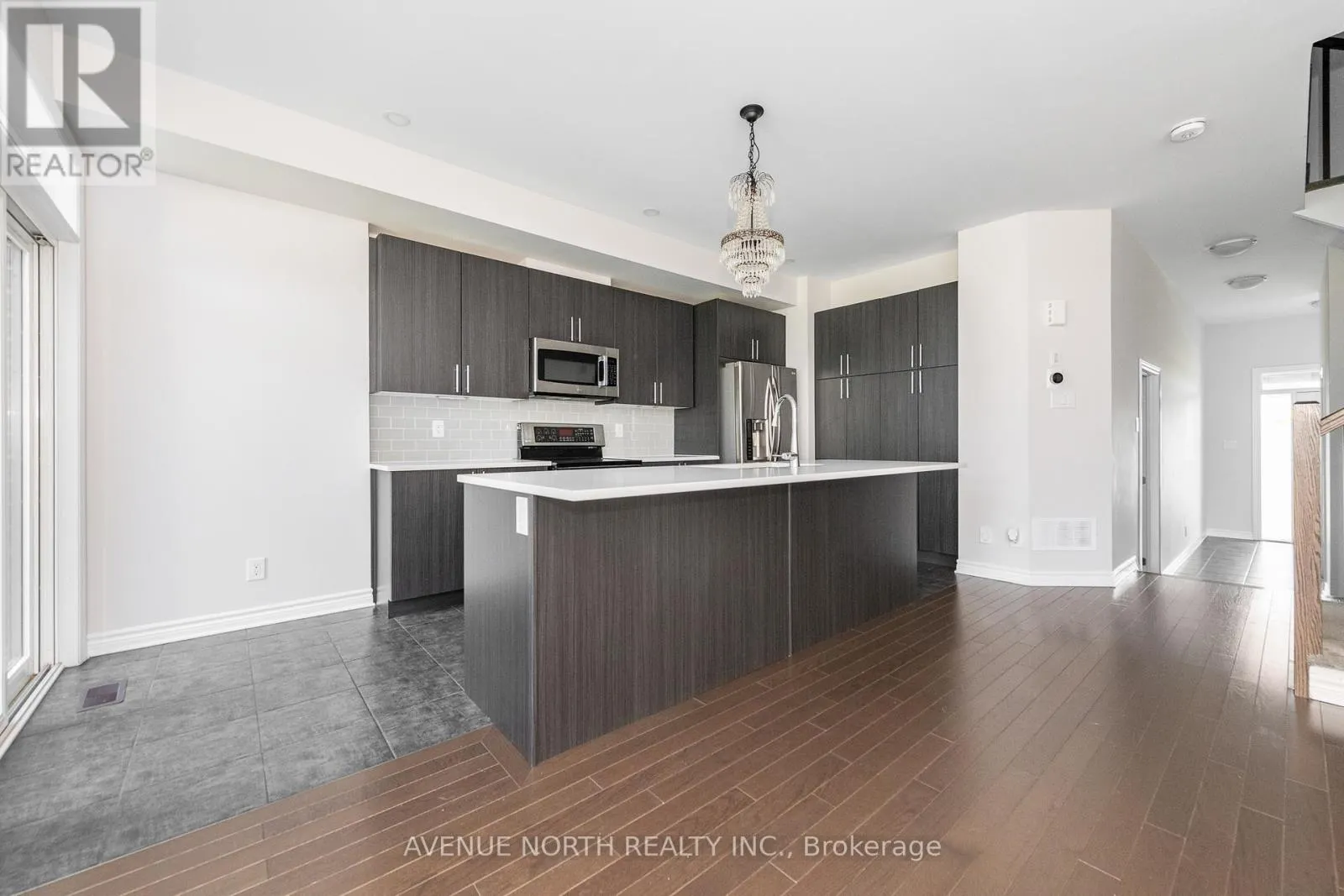 1024 KIJIK CRESCENT