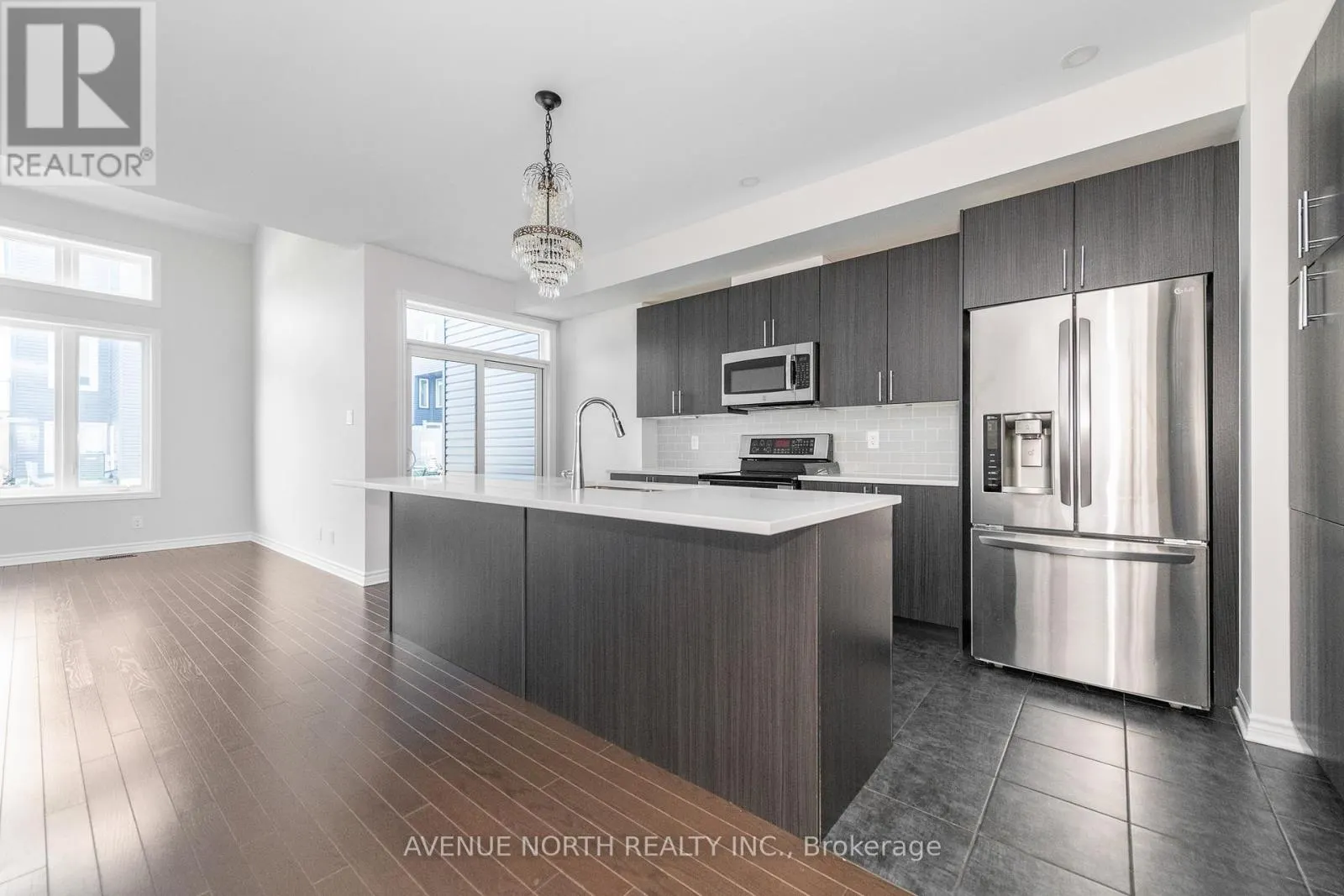 1024 KIJIK CRESCENT