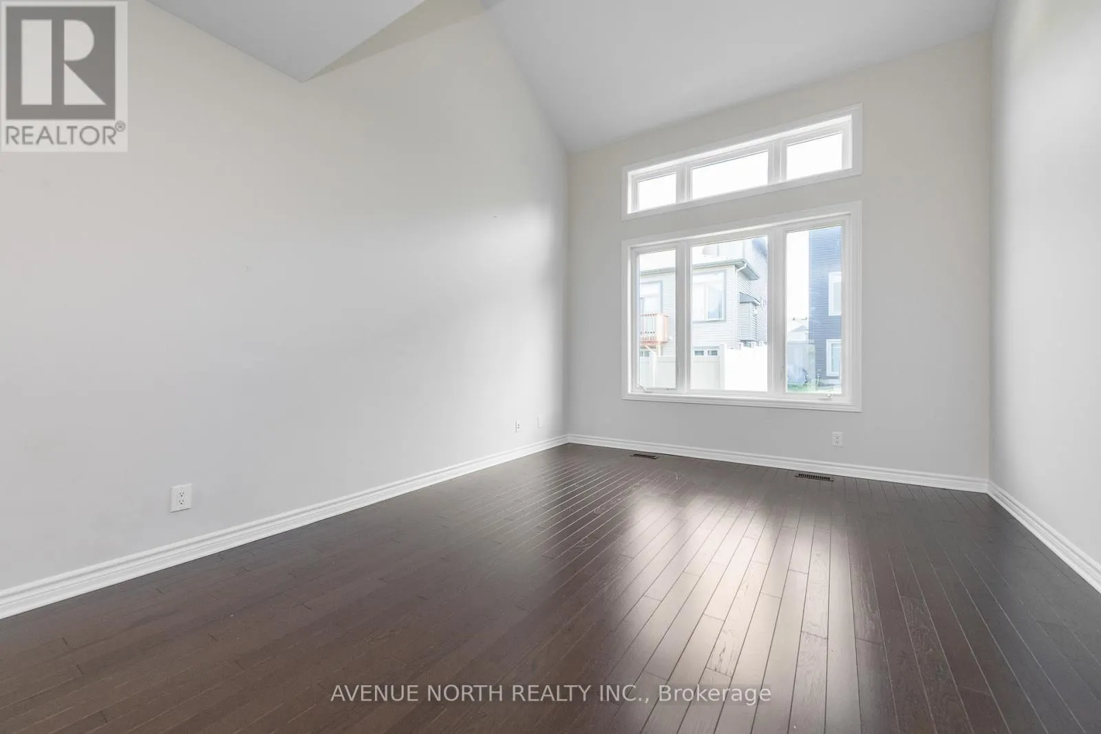 1024 KIJIK CRESCENT