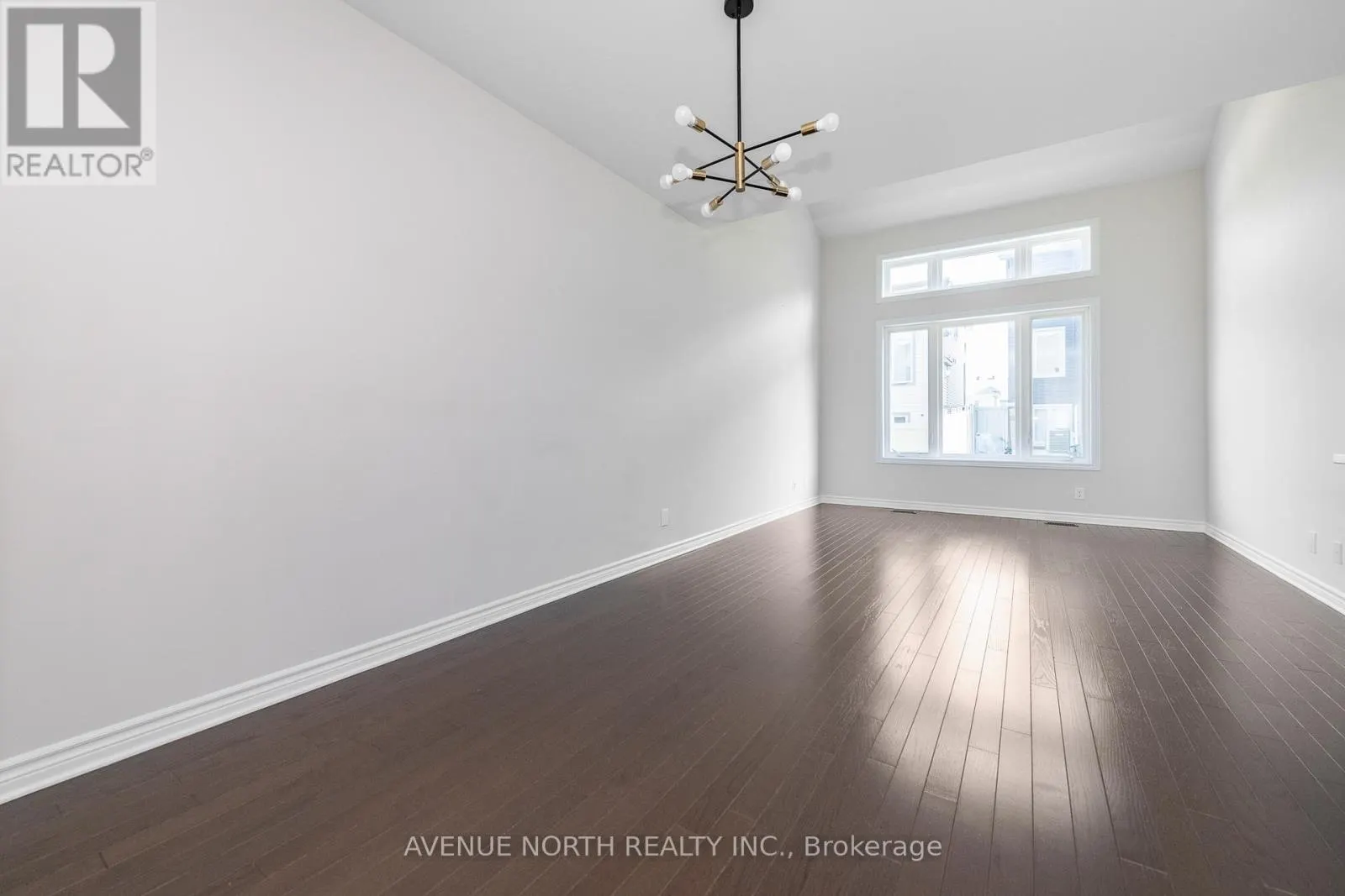 1024 KIJIK CRESCENT