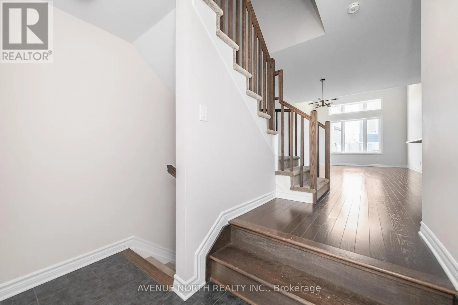 1024 KIJIK CRESCENT