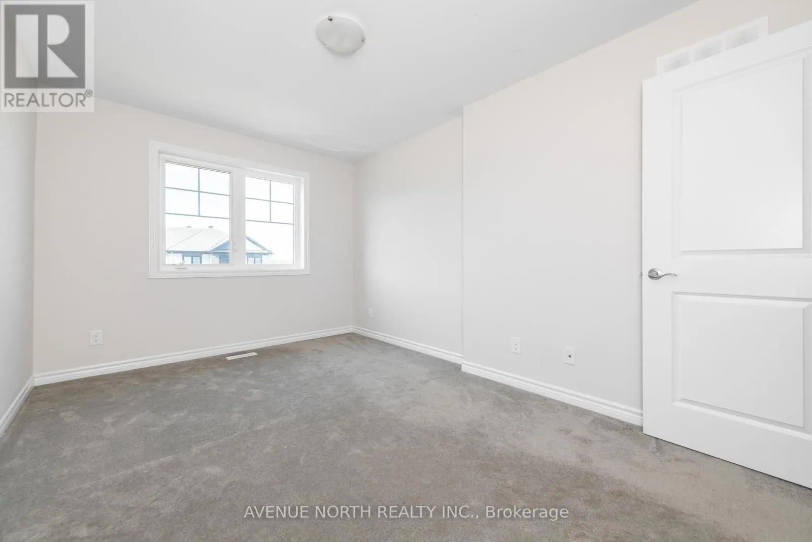 1024 KIJIK CRESCENT