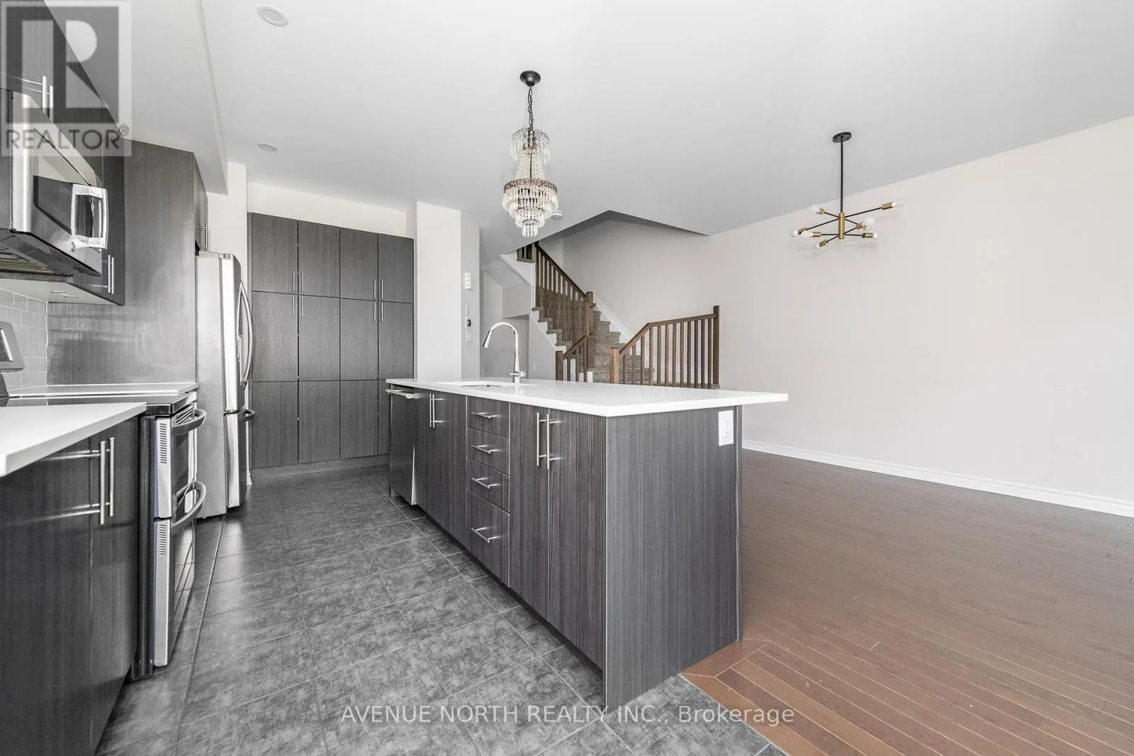 1024 KIJIK CRESCENT