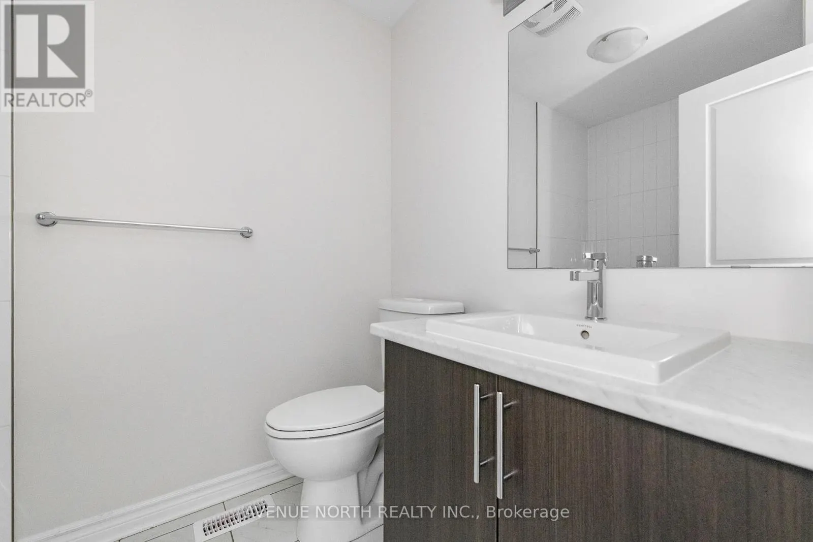1024 KIJIK CRESCENT