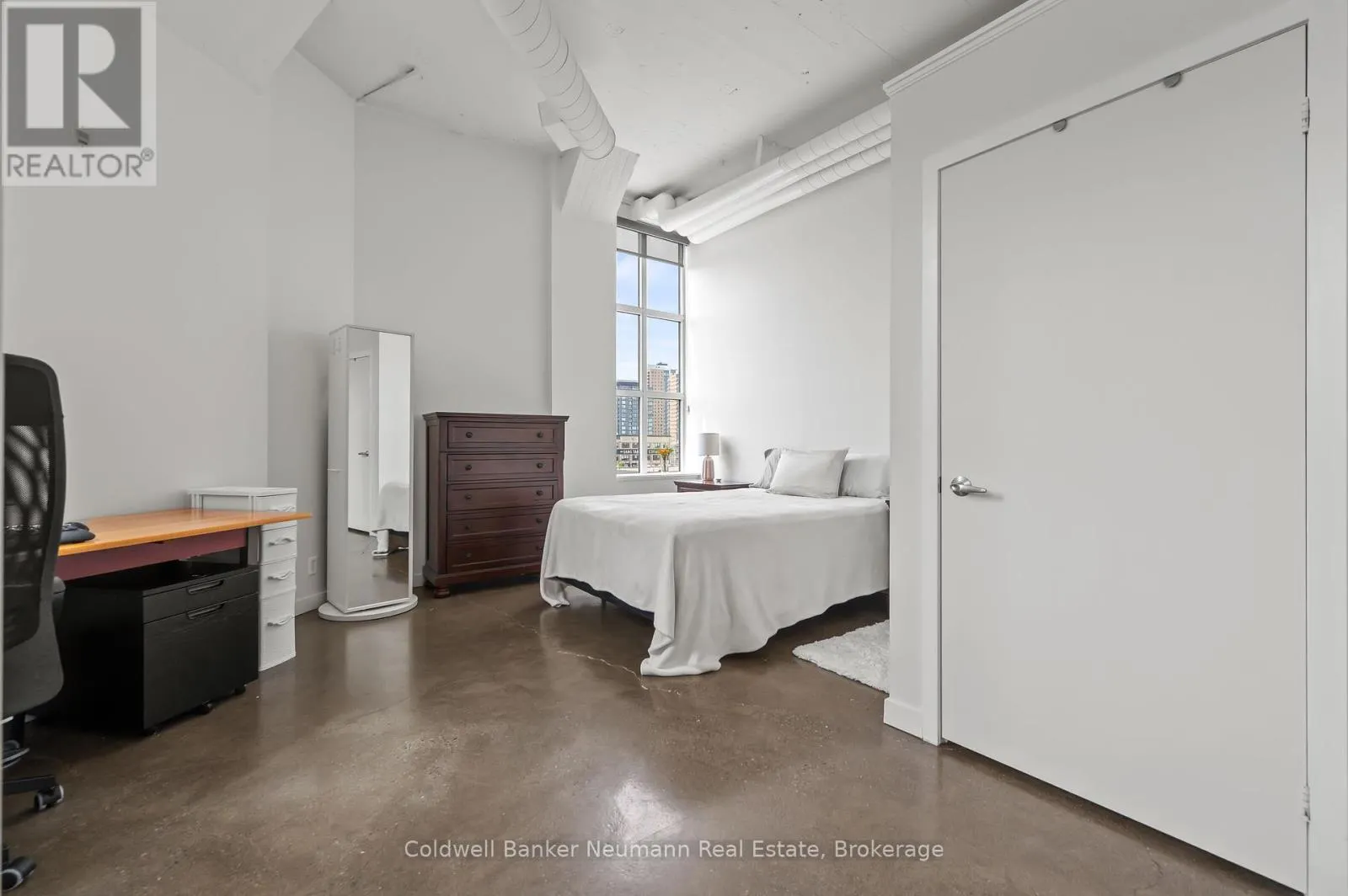 308 - 404 KING STREET WEST STREET W, #308