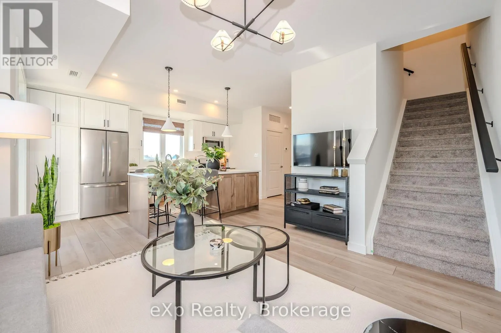 99 - 824 WOOLWICH STREET, #99