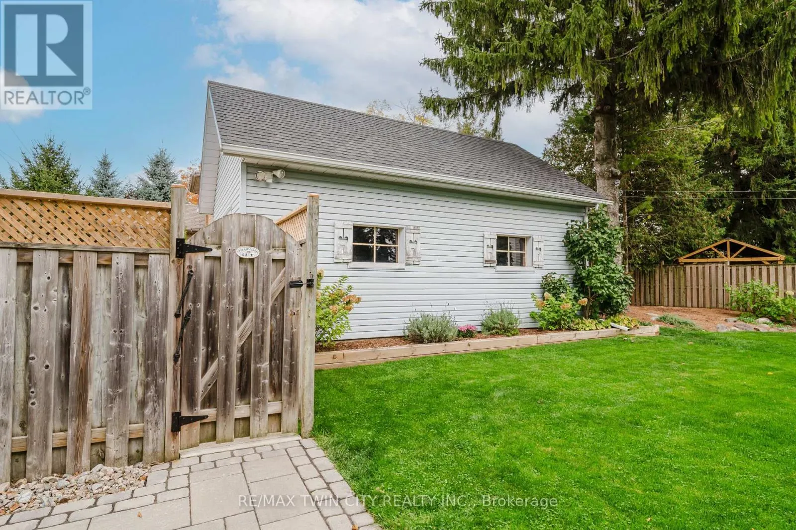 1159 QUEENS BUSH ROAD