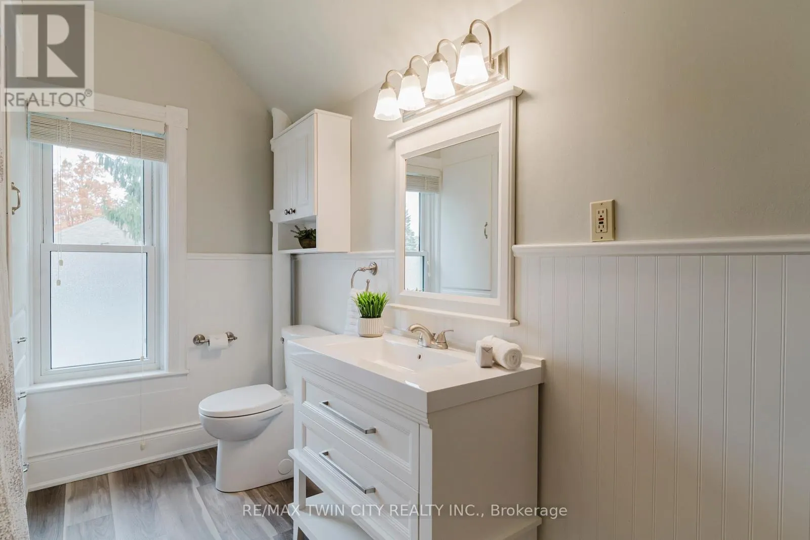 1159 QUEENS BUSH ROAD