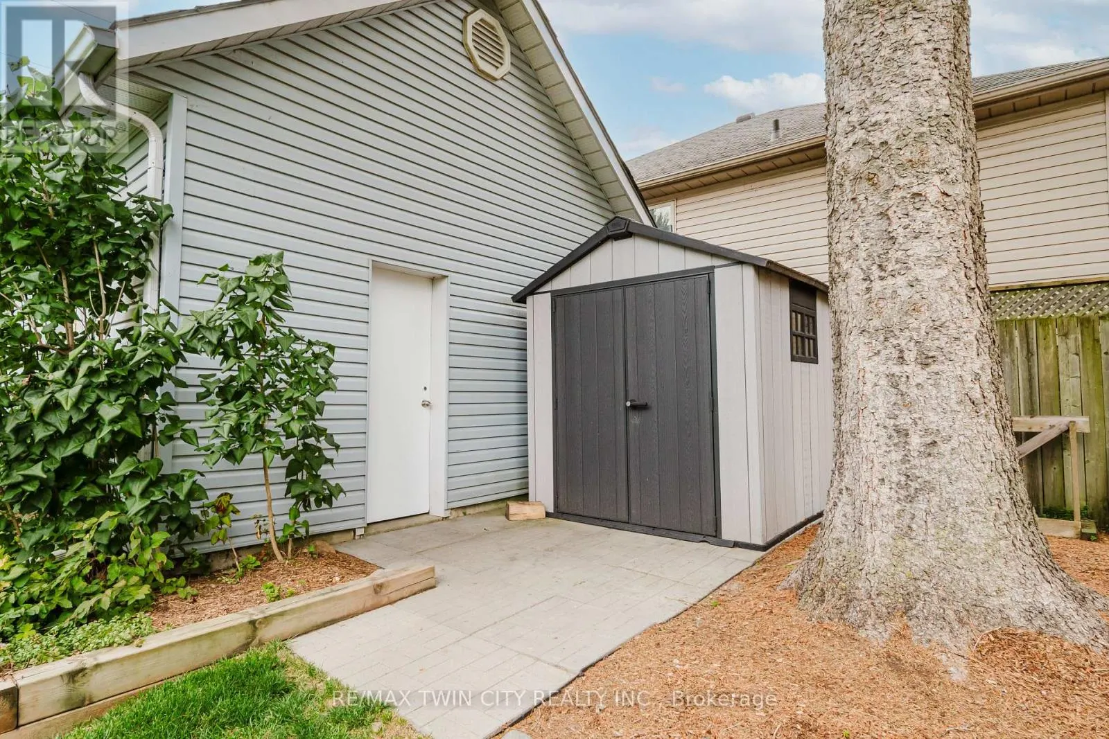 1159 QUEENS BUSH ROAD