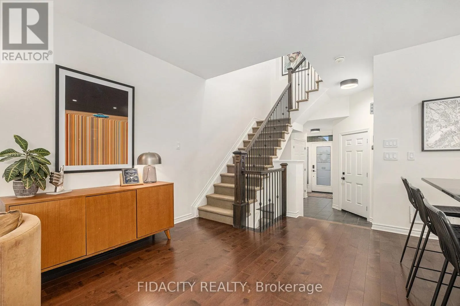 648 VIVERA PLACE