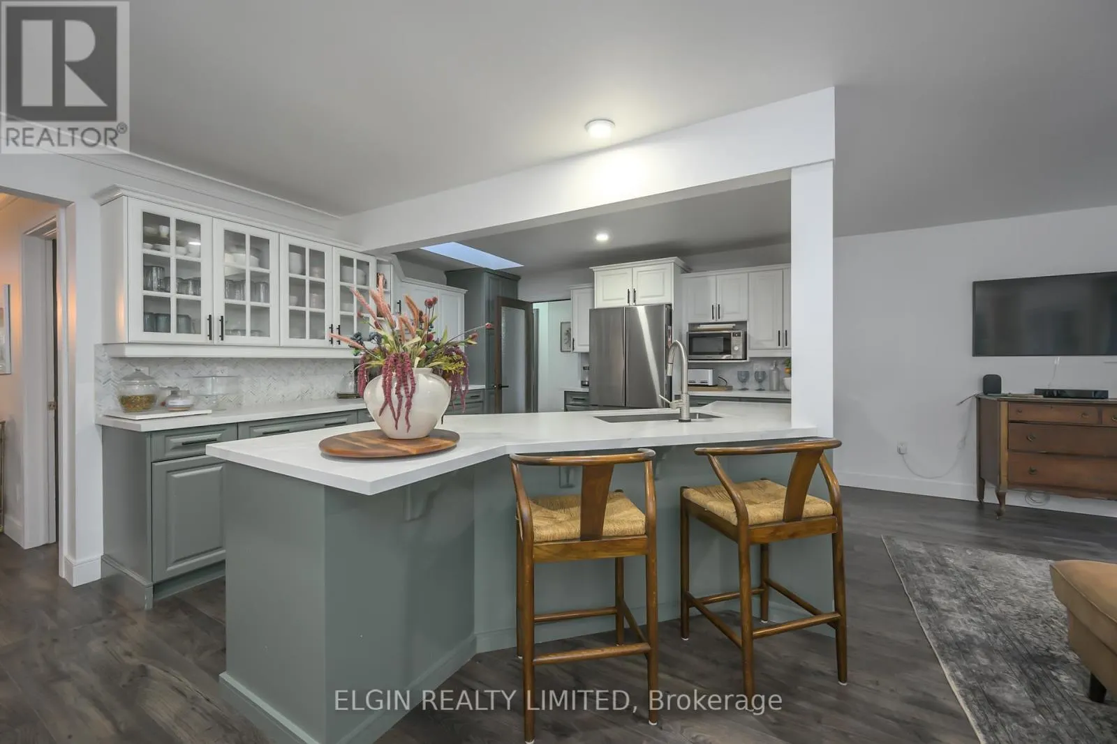 8031 ROGERS ROAD