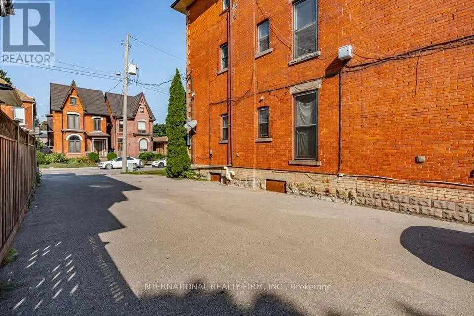 67 ONTARIO AVENUE