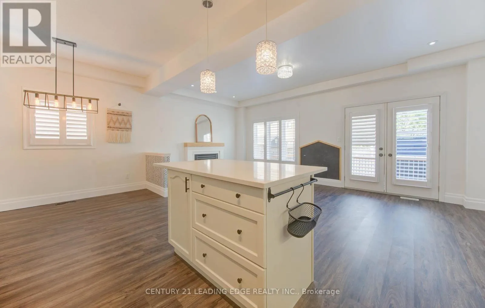 277 WATERVALE CRESCENT