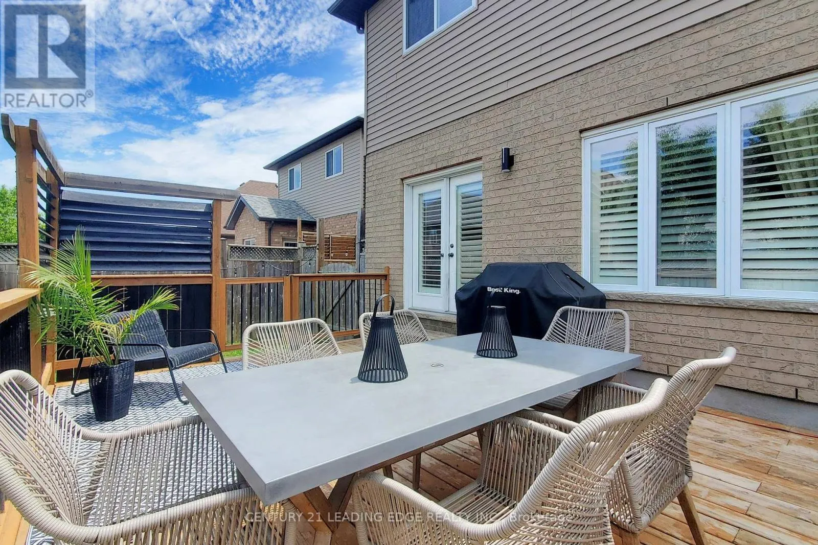 277 WATERVALE CRESCENT
