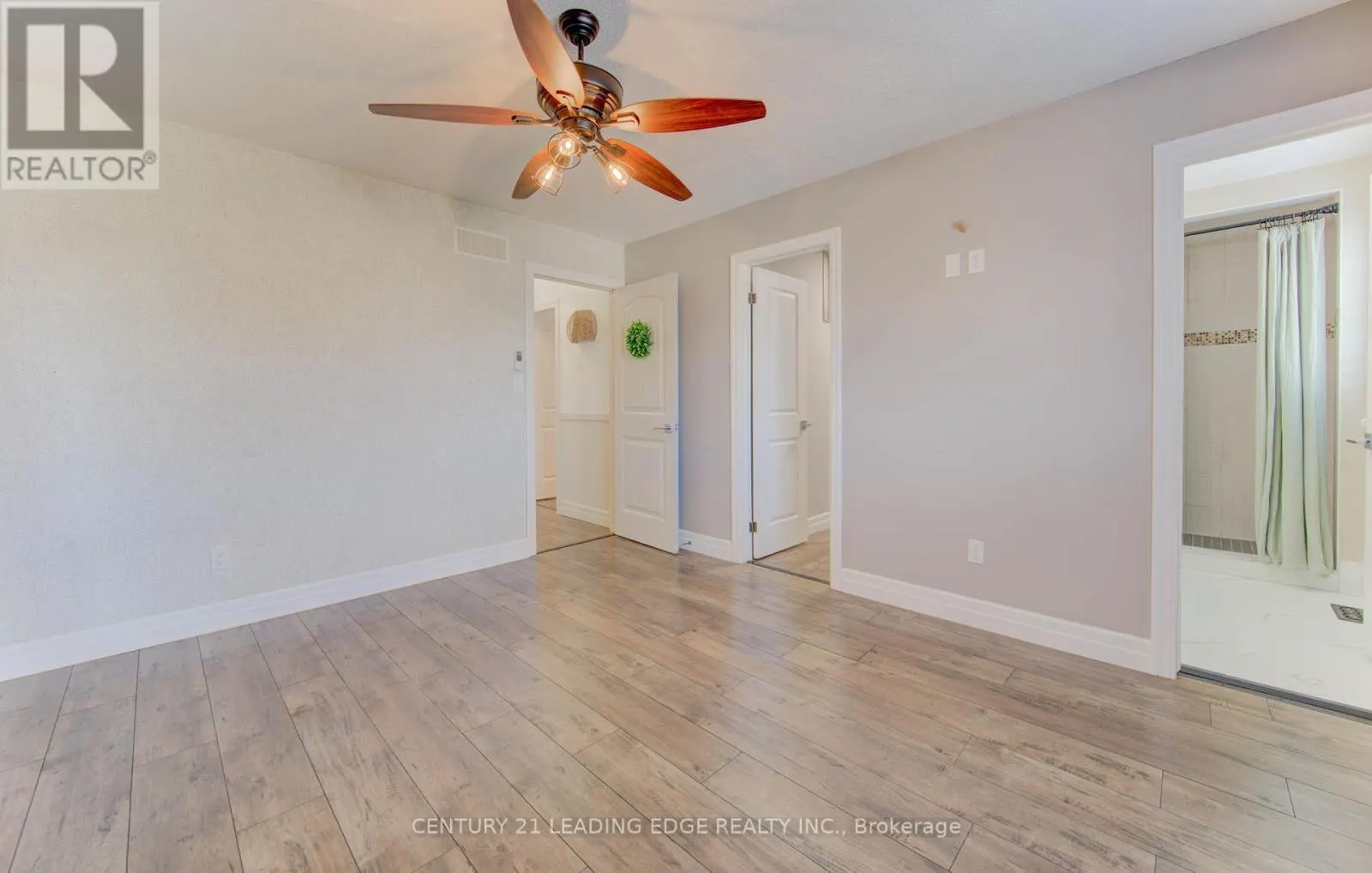 277 WATERVALE CRESCENT