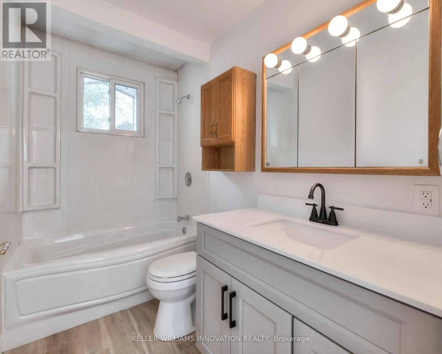 UPPER - 170 WHEATFIELD CRESCENT