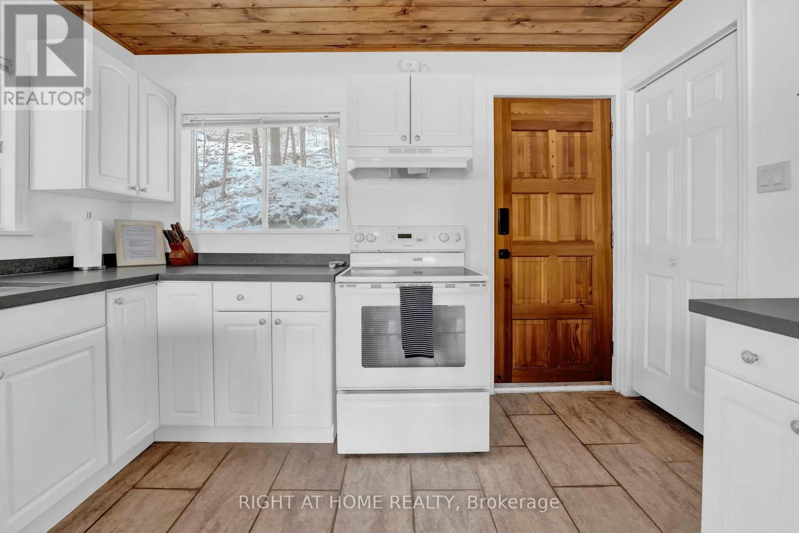 1220 PORTAGE LAKE ROAD