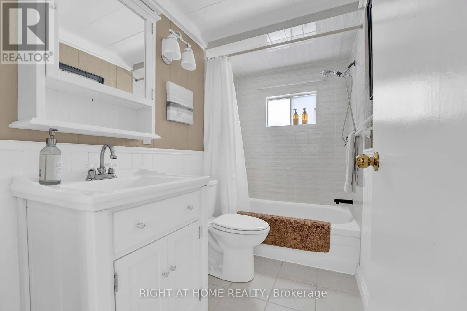 1220 PORTAGE LAKE ROAD