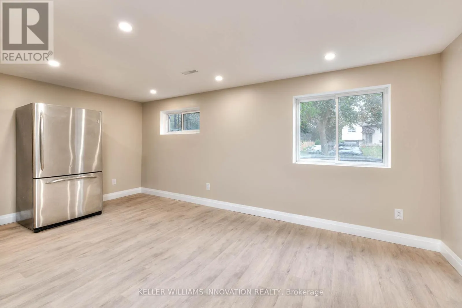 LOWER - 170 WHEATFIELD CRESCENT