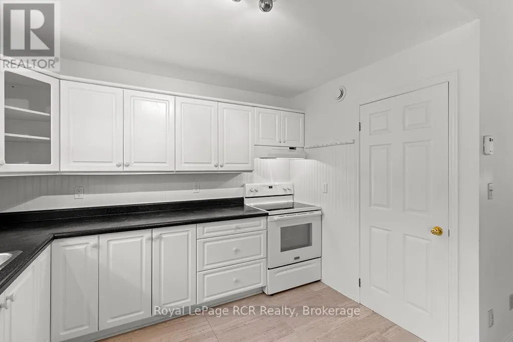 83 LAKEWOOD COUNTRY LANE