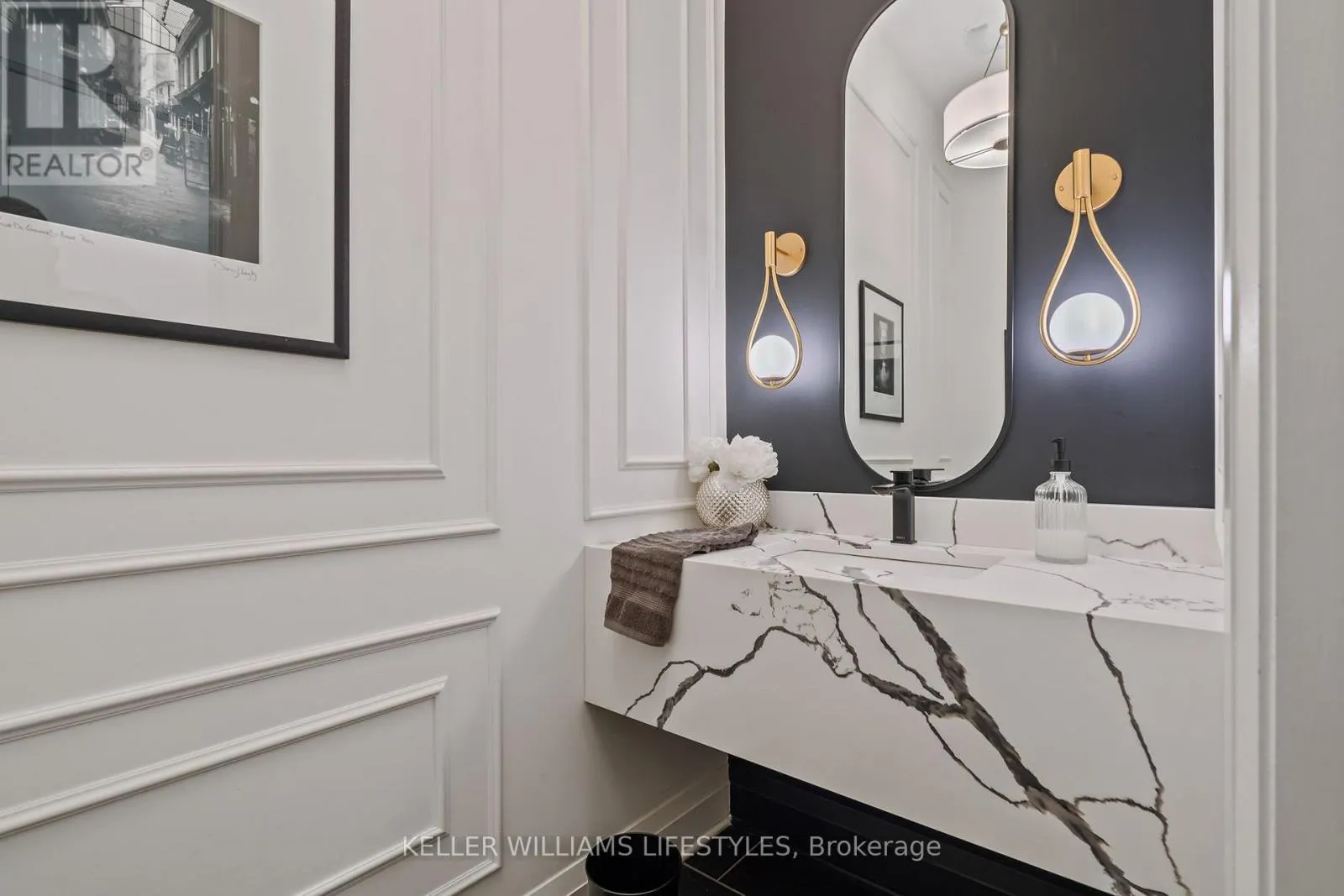 649 VALLEYSTREAM WALK