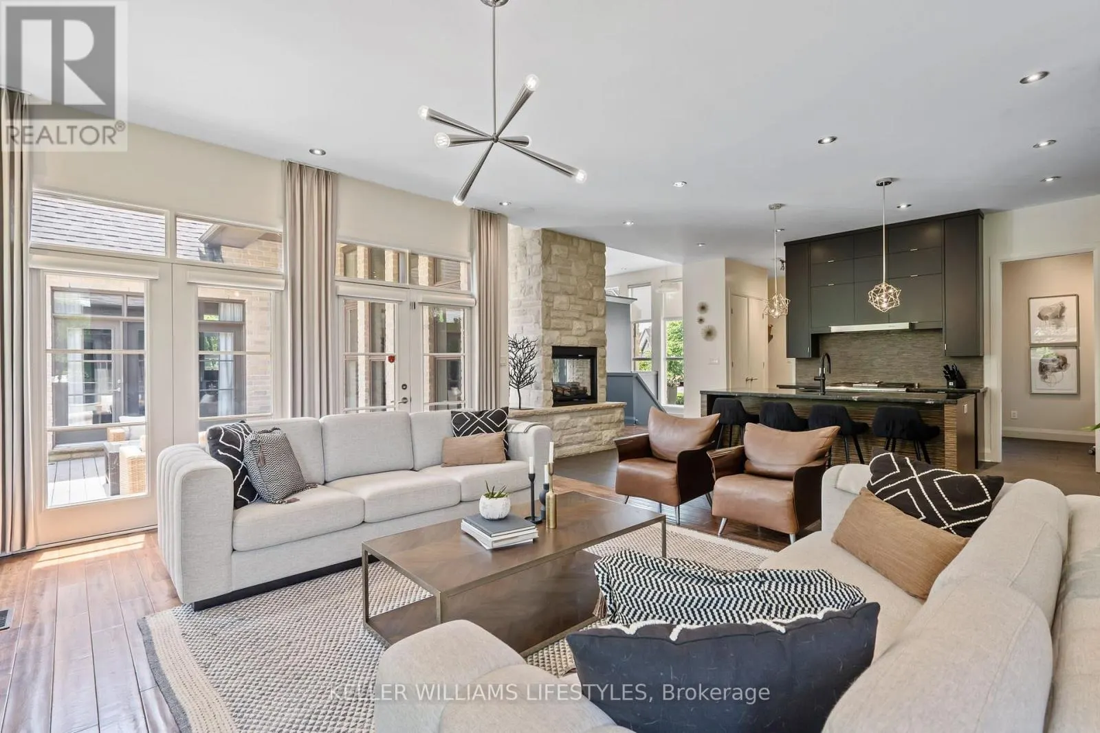 649 VALLEYSTREAM WALK