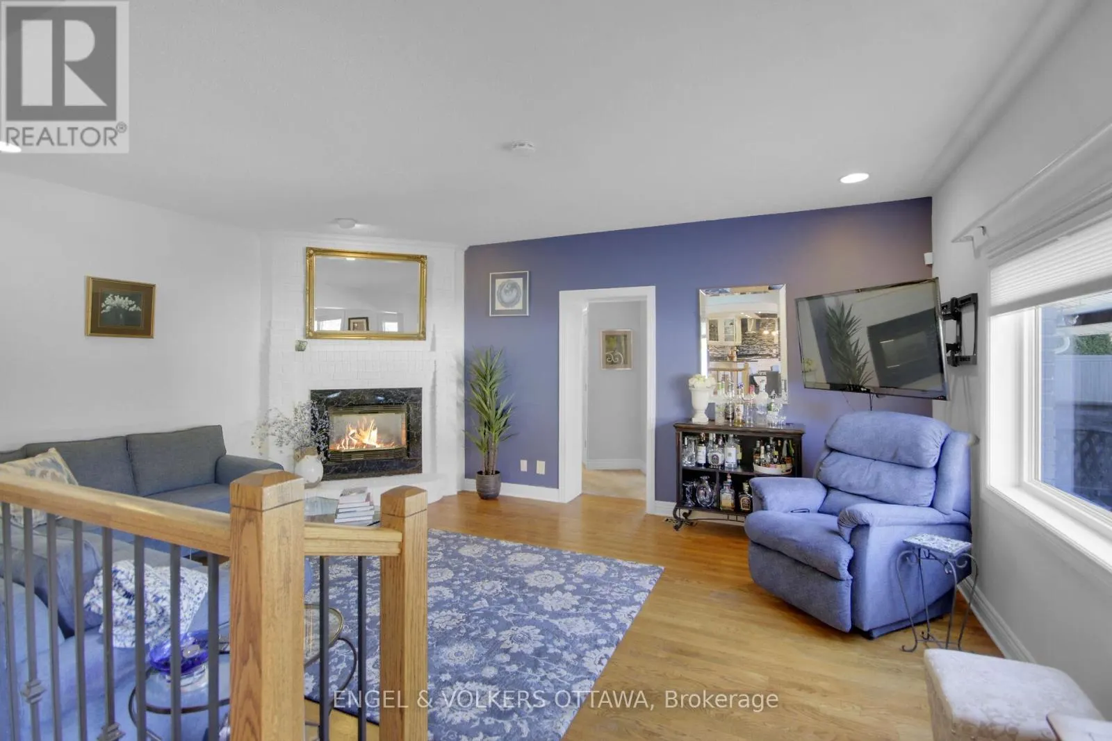 5593 WHITEWOOD AVENUE SW