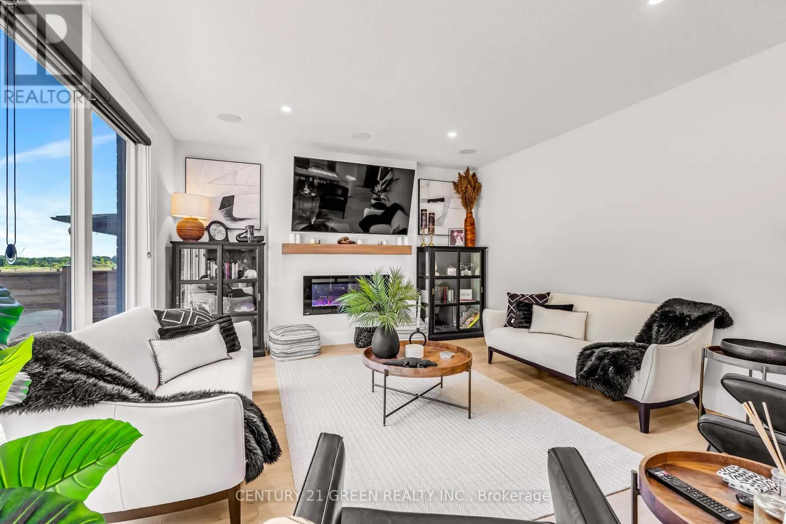83 OPTIMIST DRIVE