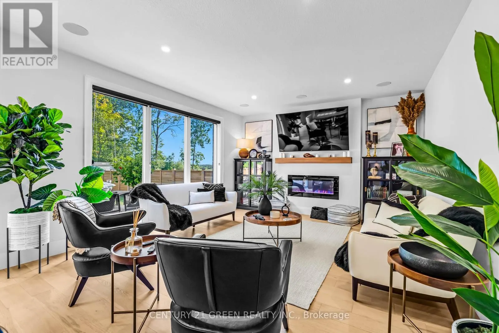 83 OPTIMIST DRIVE