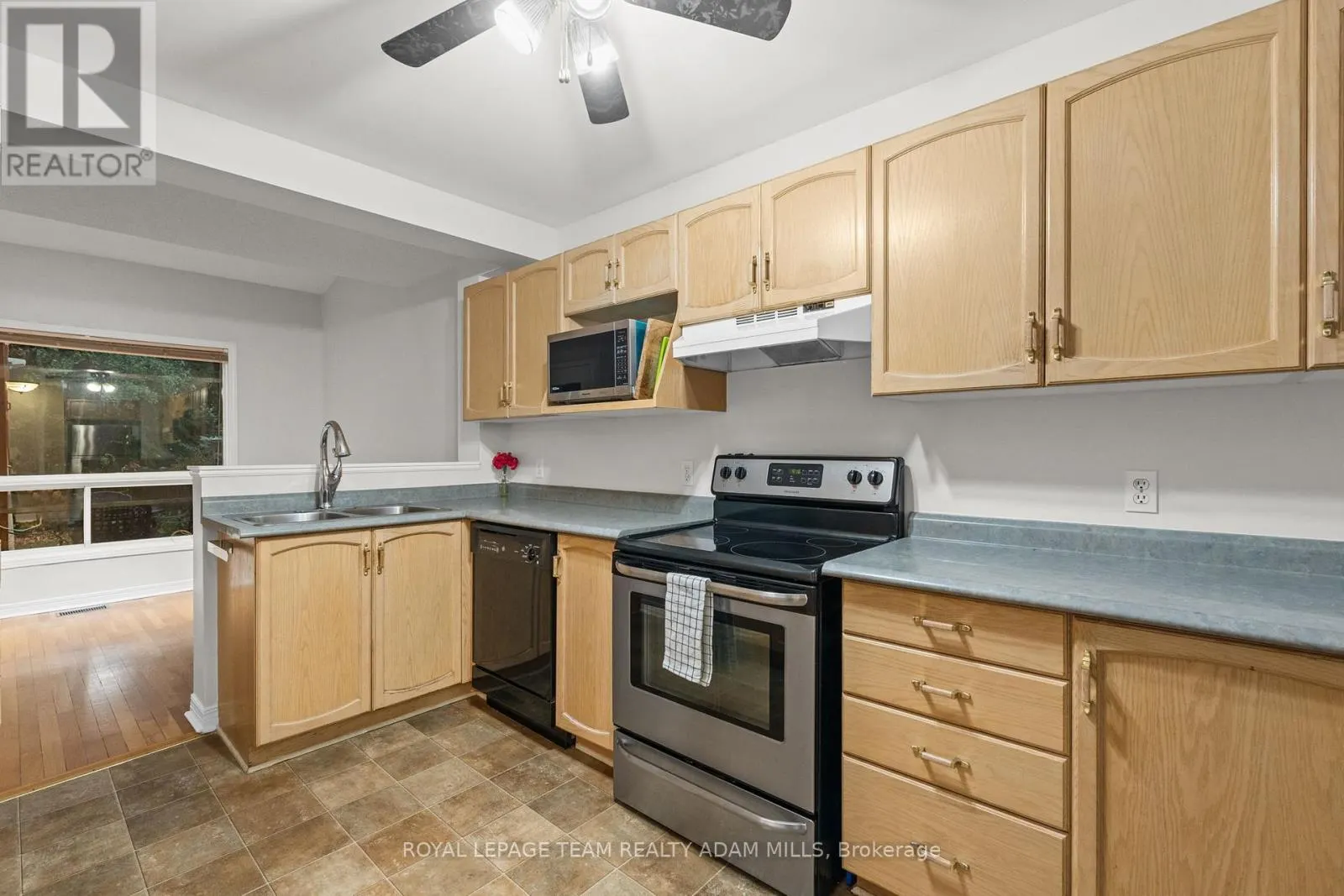 194 BLACKDOME CRESCENT