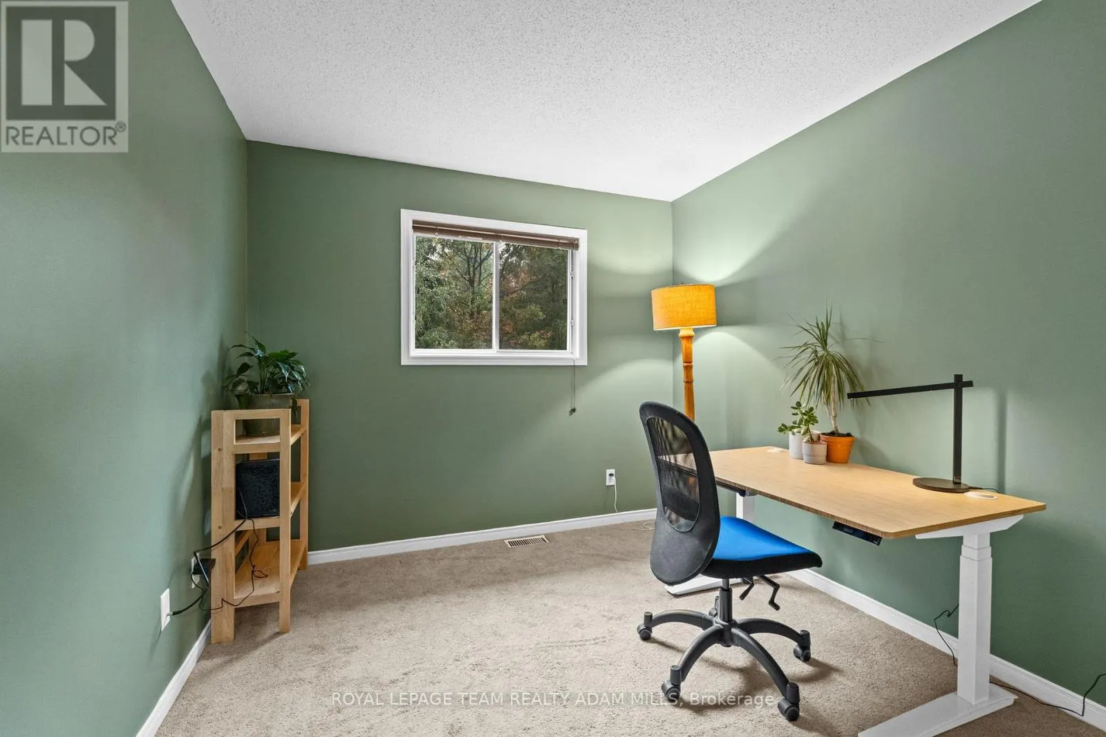 194 BLACKDOME CRESCENT