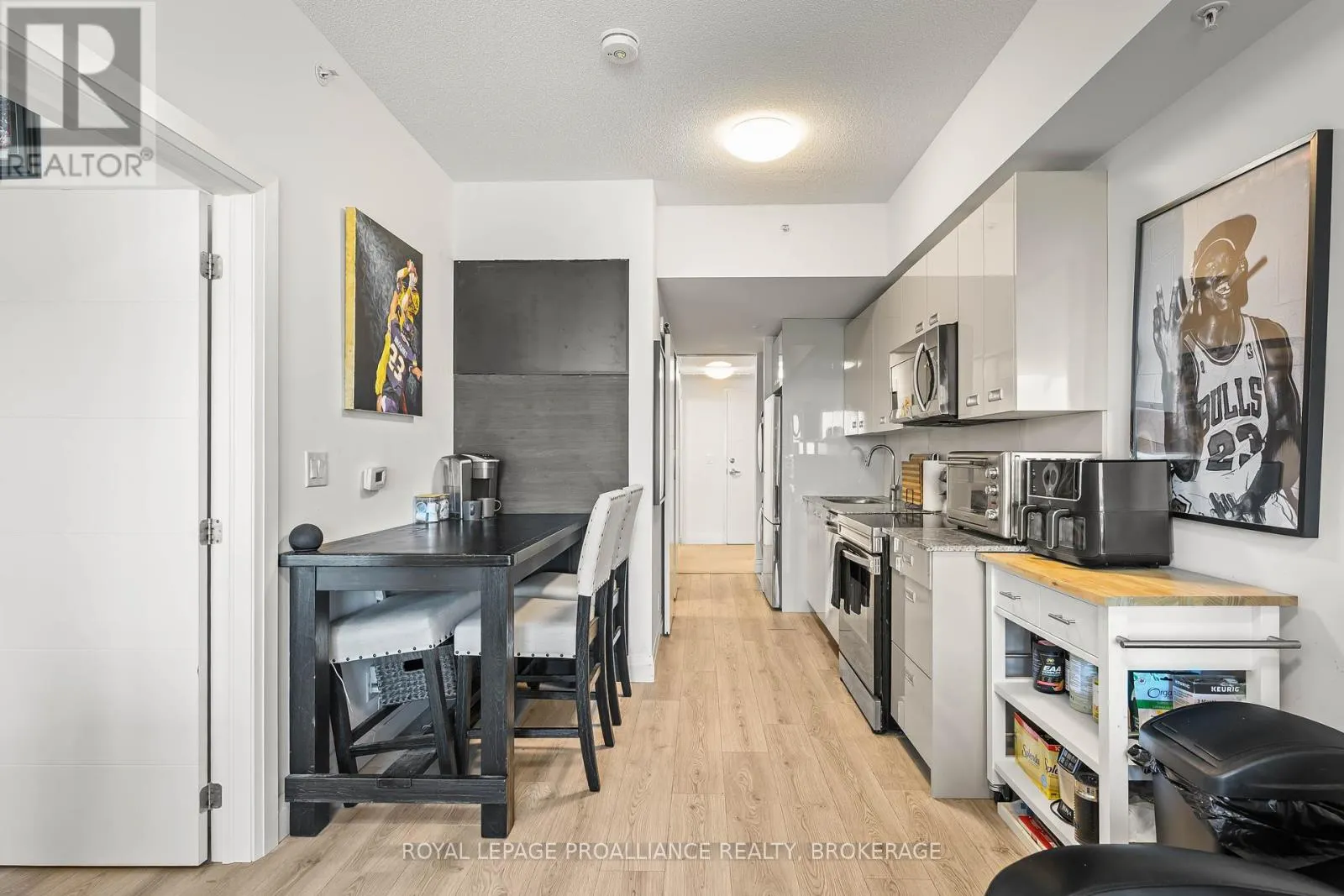 914 - 652 PRINCESS STREET, #914